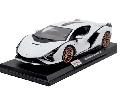 Maisto 1:18 Lamborghini Sian FKP 37 V12 Hybrid White Diecast Model SE Edition