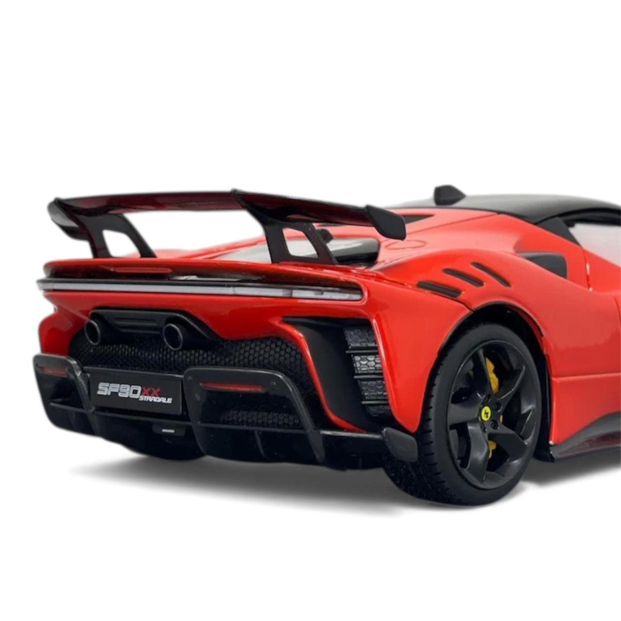 Maisto 1:18 Ferrari SF90 XX Stradale F173 Diecast Model Car