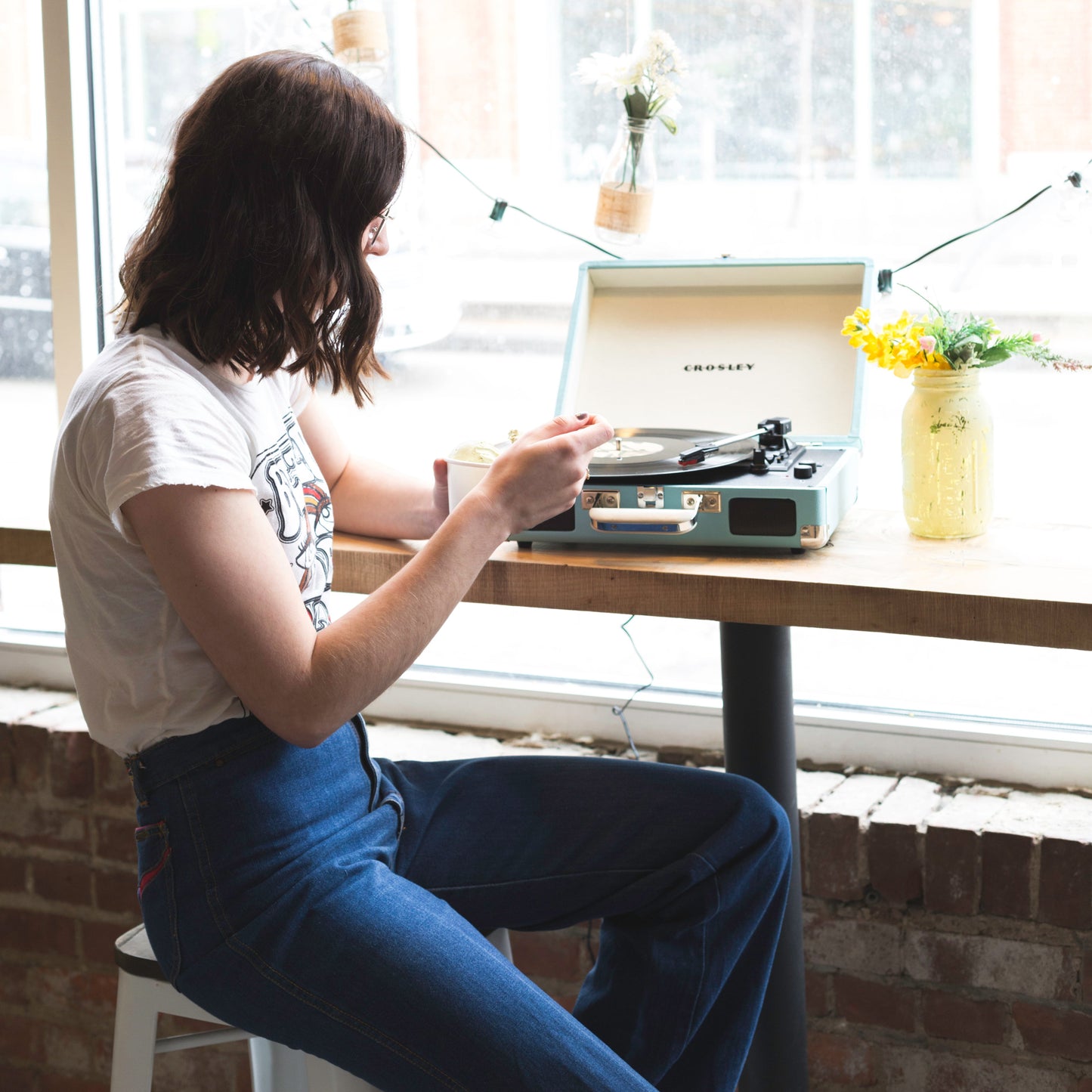 Crosley Cruiser Turquoise - Bluetooth Suitcase Style Turntable